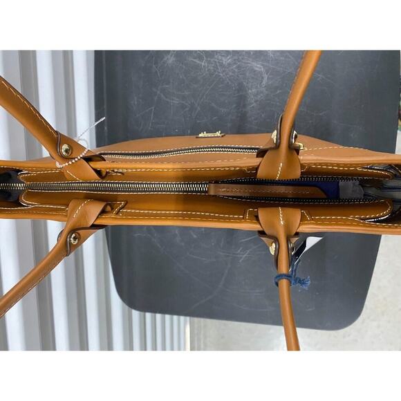 Dooney & Bourke Beacon Vachetta Leather Zip Tote TAN BROWN NWTS PURSE GORGEOUS - Picture 6 of 9